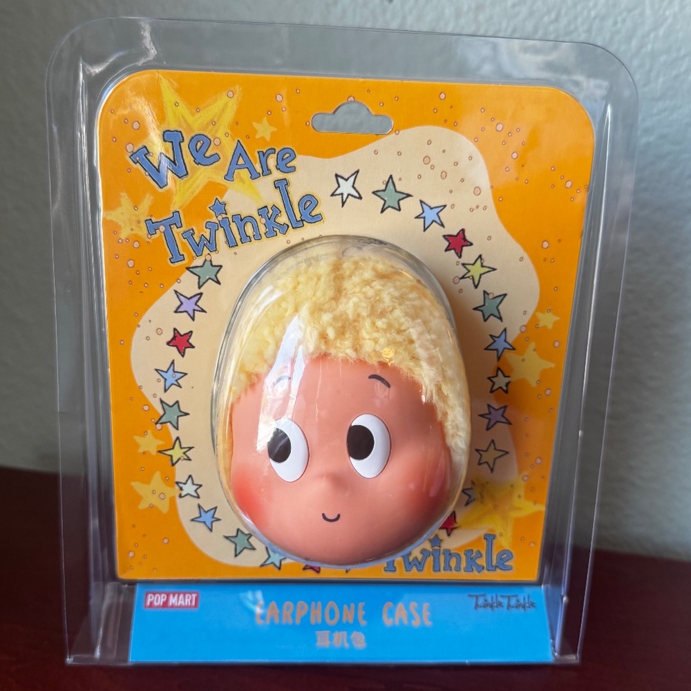 POP MART We are Twinkle Twinkle Earphone Case New from Pop Mart website